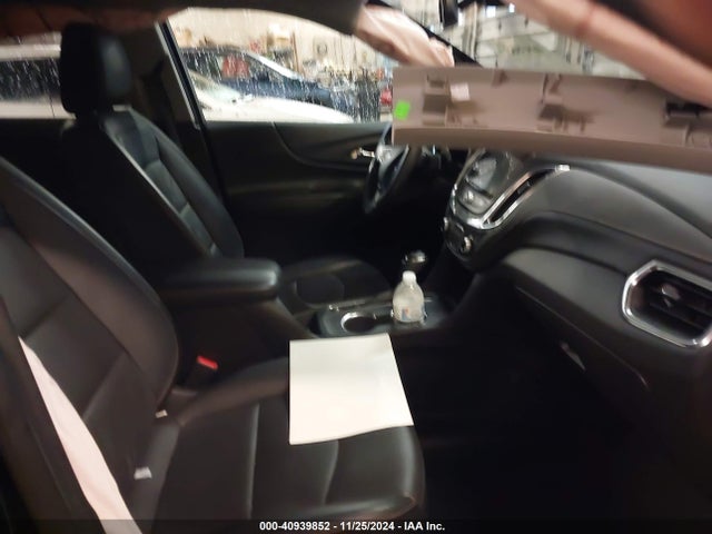 2GNAXVEV7J6217885 Chevrolet Equinox Premier