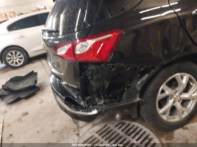 2GNAXVEV7J6217885 Chevrolet Equinox Premier