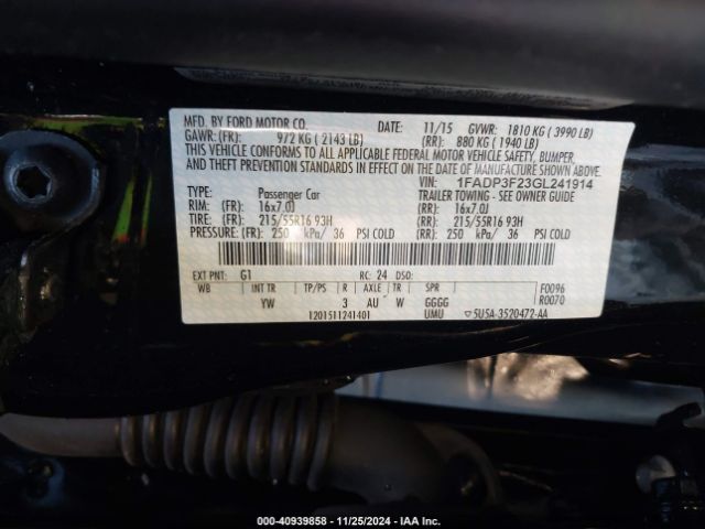 1FADP3F23GL241914 Ford FOCUS SE