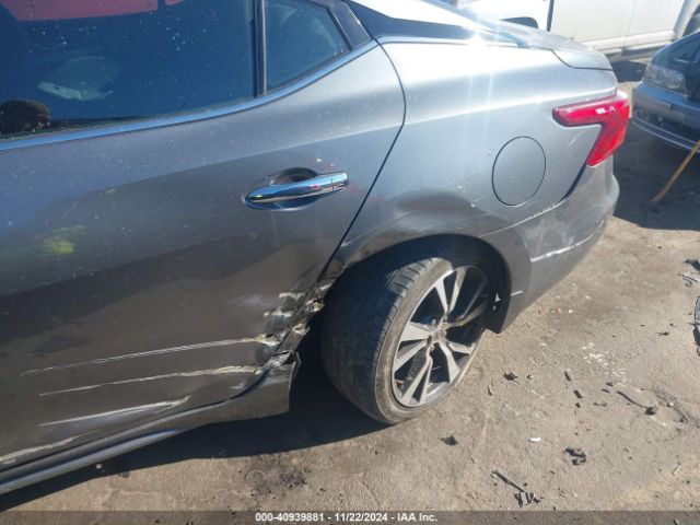 1N4AA6AP0GC420811 Nissan Maxima 3.5 S