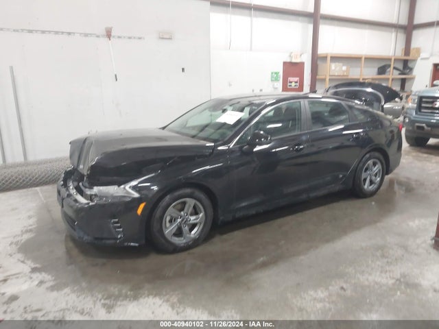 KIA K5 LXS 2021 5XXG14J22MG010844 Image 2