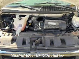 GMC Savana G2500 2018 1GTW7AFG9J1902352 Image 9
