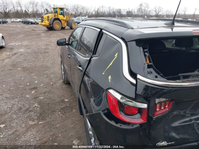 3C4NJCBB6JT287187 Jeep Compass Latitude Fwd