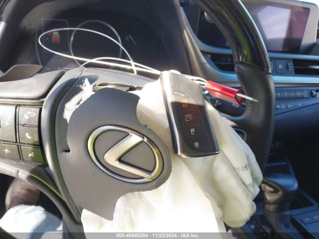 58AD11D17MU003326 Lexus ES 250