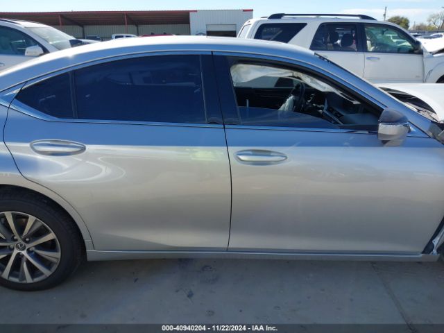 58AD11D17MU003326 Lexus ES 250