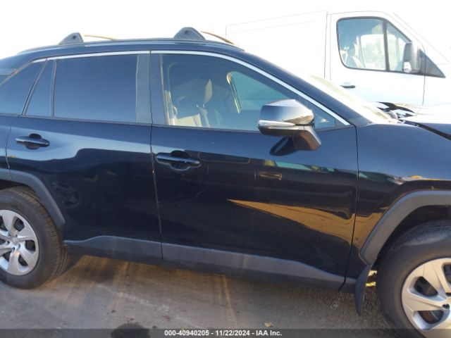 2T3K1RFV5LW084877 Toyota RAV4 LE