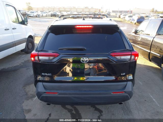 2T3K1RFV5LW084877 Toyota RAV4 LE