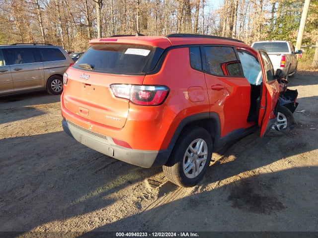 3C4NJDAB4JT315690 Jeep Compass Sport 4x4