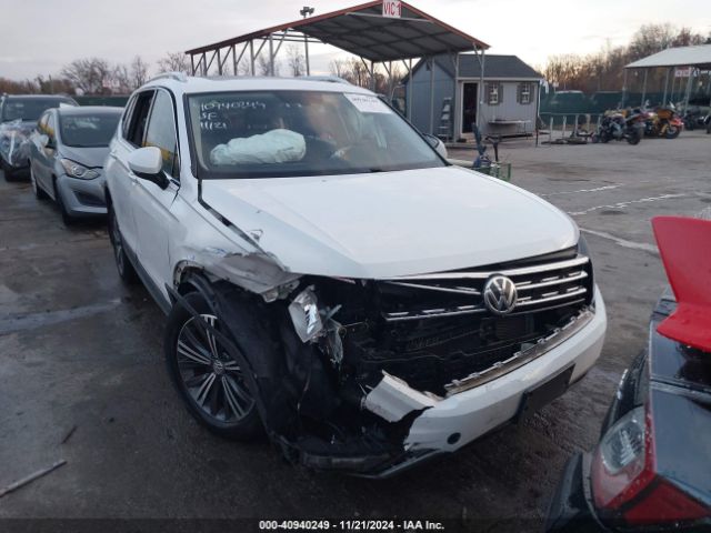 3VV2B7AX7JM214345 Volkswagen Tiguan 2.0t Se/2.0t Sel
