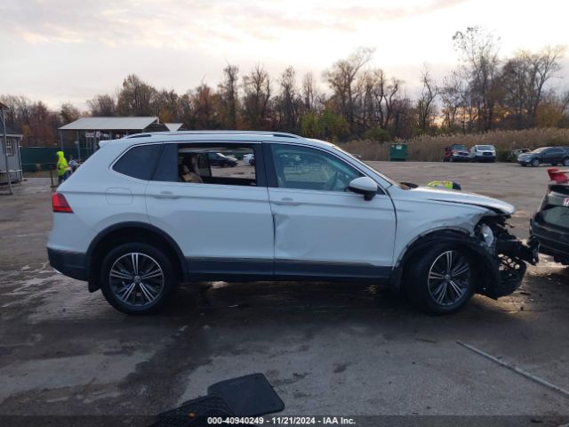 3VV2B7AX7JM214345 Volkswagen Tiguan 2.0t Se/2.0t Sel