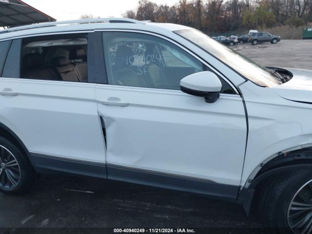 3VV2B7AX7JM214345 Volkswagen Tiguan 2.0t Se/2.0t Sel