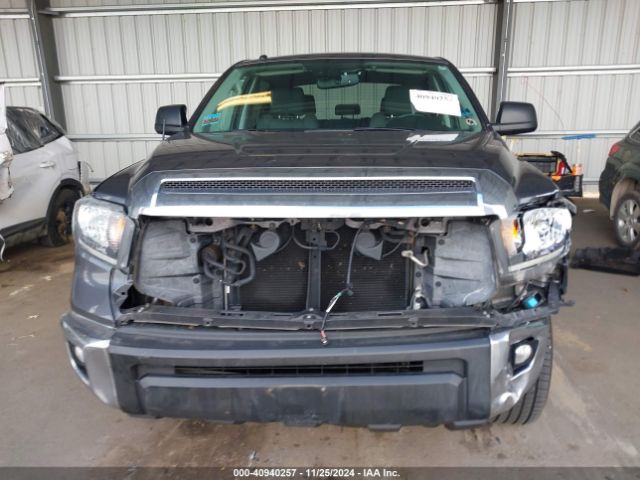 5TFDW5F1XJX732688 Toyota Tundra Sr5 5.7l V8