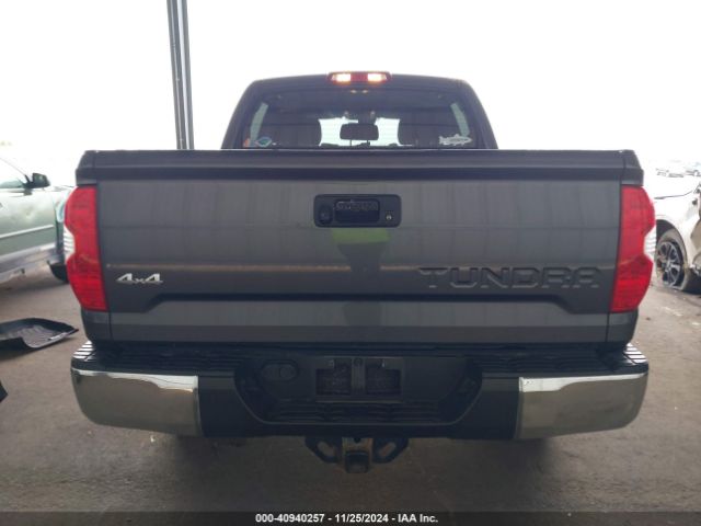 5TFDW5F1XJX732688 Toyota Tundra Sr5 5.7l V8