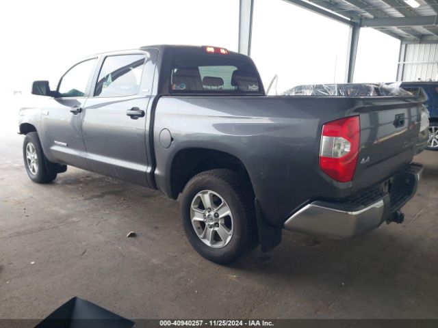 5TFDW5F1XJX732688 Toyota Tundra Sr5 5.7l V8
