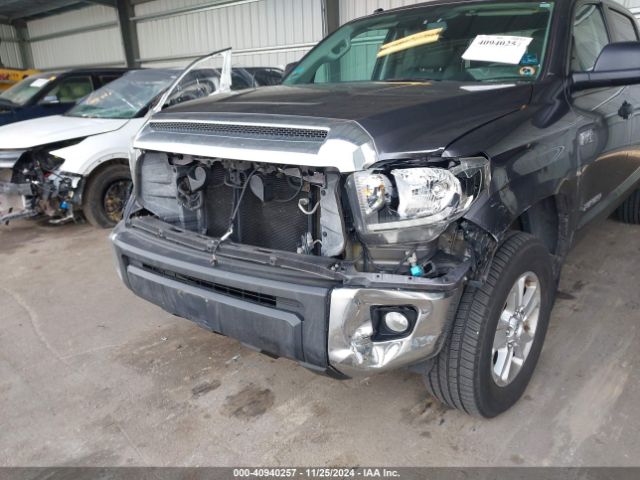 5TFDW5F1XJX732688 Toyota Tundra Sr5 5.7l V8