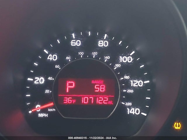 KIA Soul 2014 KNDJN2A29E7064750 Image 15