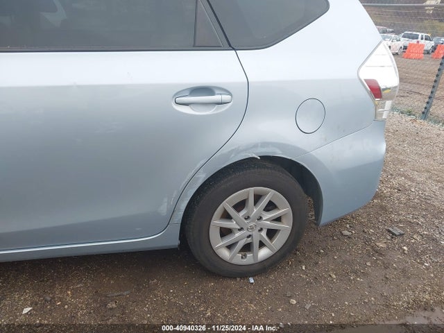 Toyota Prius V Two 2014 JTDZN3EU8EJ006460 Image 18