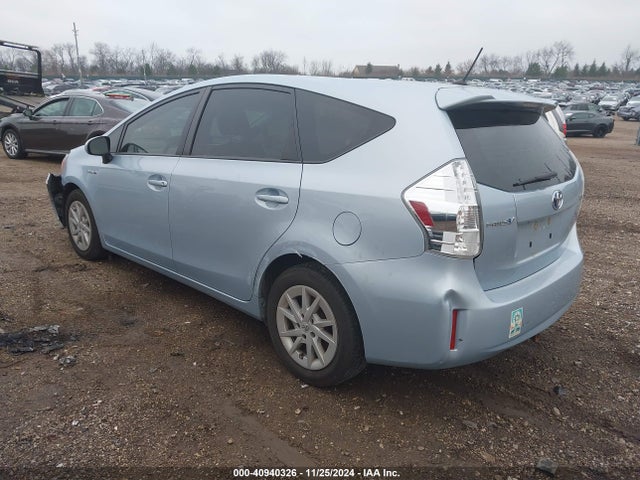 Toyota Prius V Two 2014 JTDZN3EU8EJ006460 Image 3