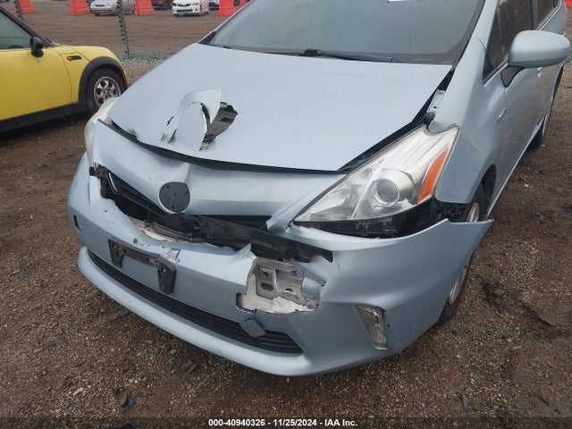 Toyota Prius V Two 2014 JTDZN3EU8EJ006460 Image 6