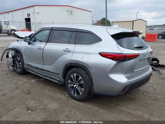 5TDGZRAH5NS538937 Toyota Highlander Xle