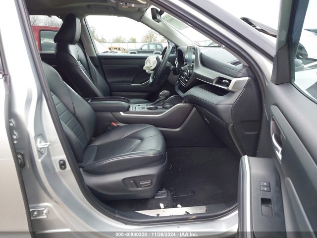 5TDGZRAH5NS538937 Toyota Highlander Xle