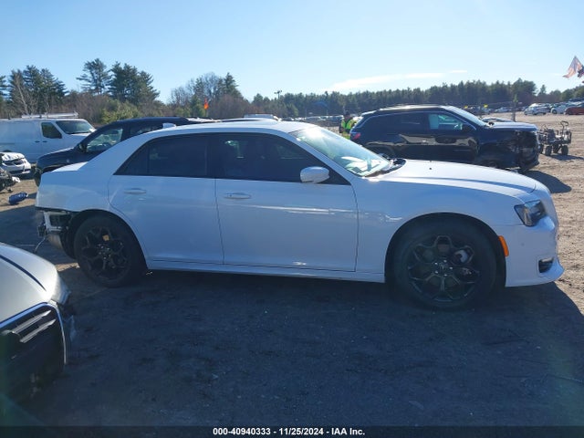 2C3CCASGXNH204137 Chrysler 300 Touring L Awd
