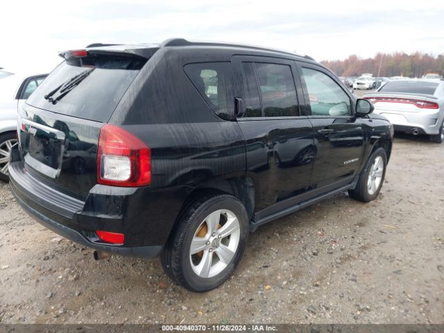 1C4NJCBB2ED740068 Jeep Compass Sport