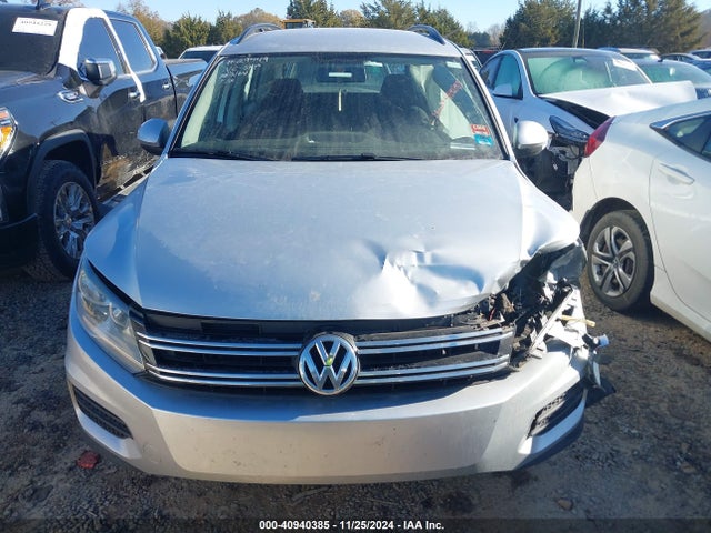 WVGAV7AX4JK000403 Volkswagen Tiguan Limited 2.0t