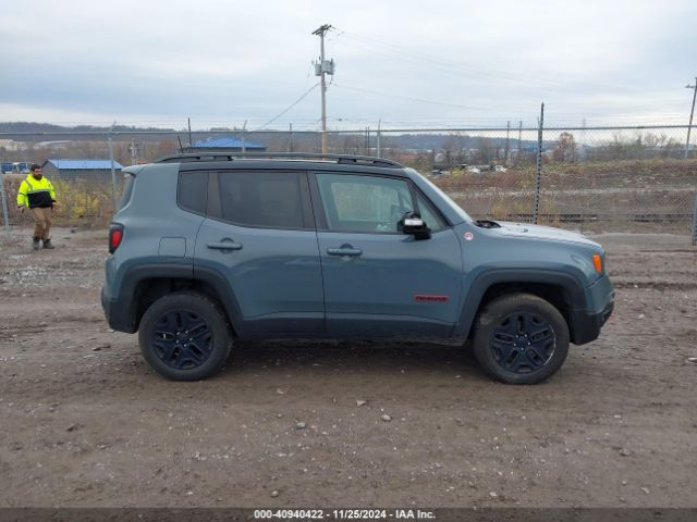 ZACCJBCB4JPG72853 Jeep Renegade Trailhawk 4x4