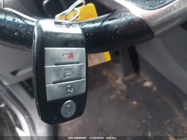 5XYPH4A51GG079840 KIA Sorento 3.3l Ex
