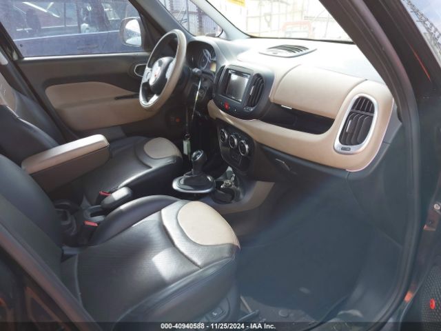 2017 FIAT 500L ZFBCFADH8HZ038801 Photo 4