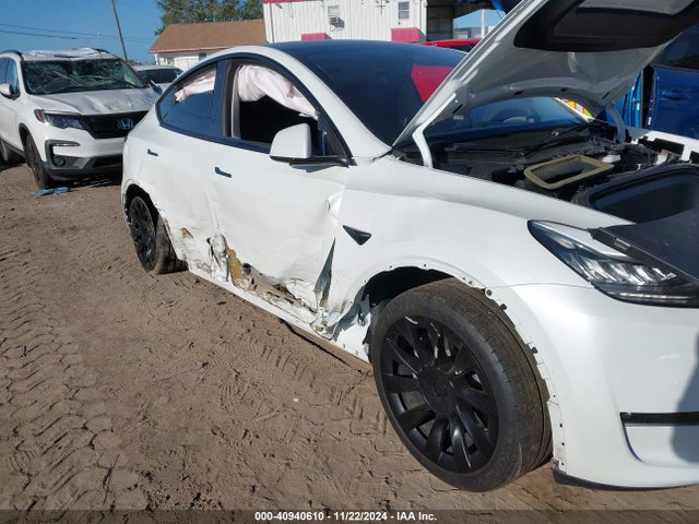 2021 TESLA MODEL Y 5YJYGDEE8MF115429 Photo 5