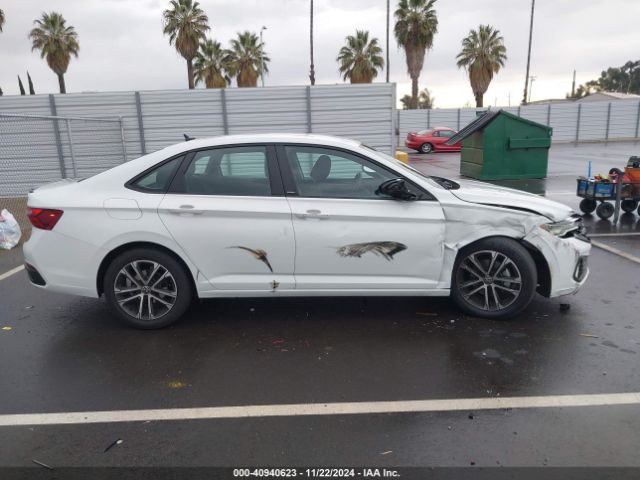 3VWBM7BUXPM044680 Volkswagen Jetta 1.5t Sport
