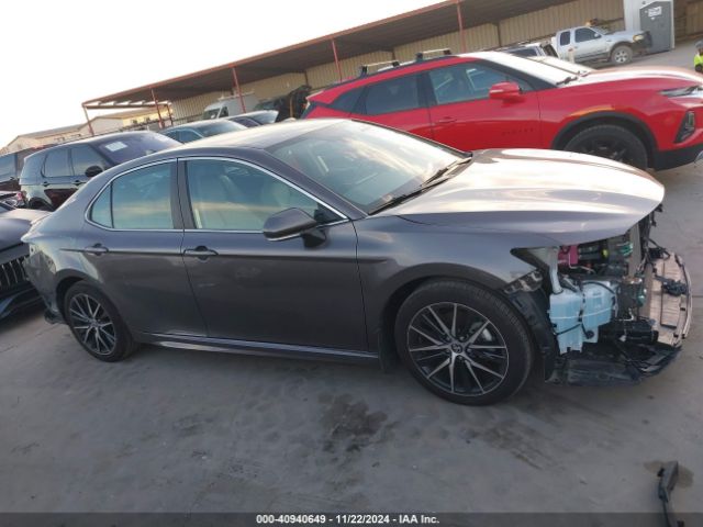 4T1G31AK2RU624198 Toyota Camry Hybrid Se