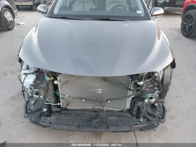 4T1G31AK2RU624198 Toyota Camry Hybrid Se