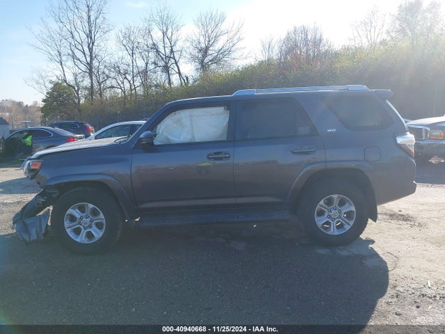 Toyota 4RUNNER SR5 2016 JTEBU5JRXG5300273 Image 14