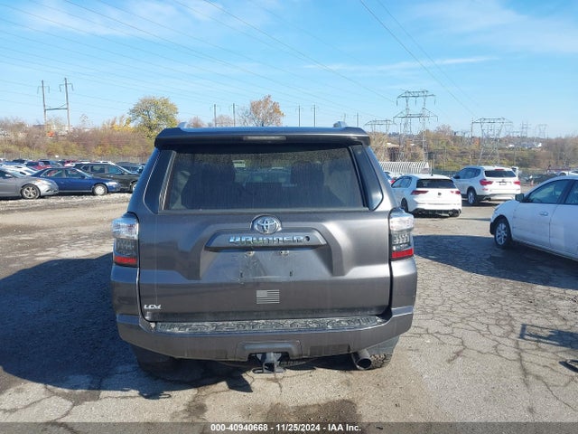Toyota 4RUNNER SR5 2016 JTEBU5JRXG5300273 Image 16