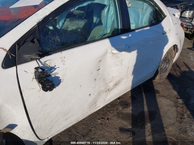Toyota COROLLA LE 2018 2T1BURHE0JC993122 Image 18