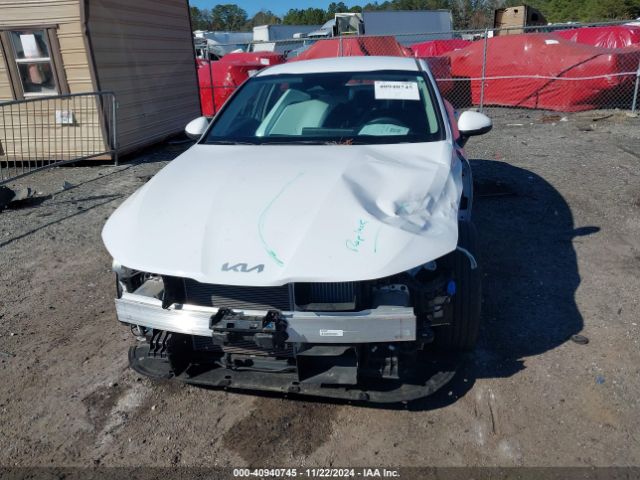 5XXG14J21PG174672 KIA K5 LXS