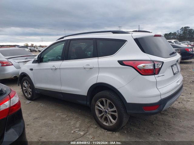 1FMCU0GD4JUC88914 Ford ESCAPE SE