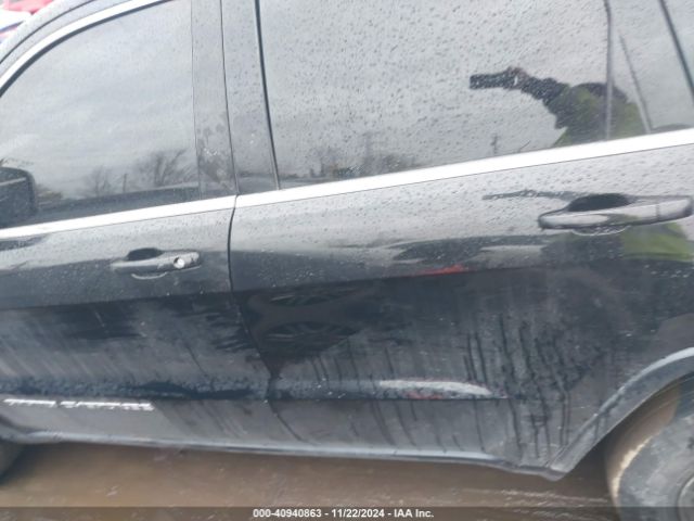 1C4RJFAG6JC453185 Jeep Grand Cherokee Laredo E 4x4