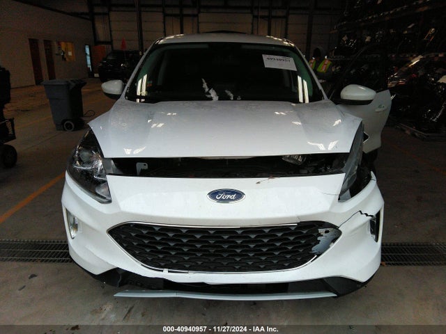 1FMCU9H60NUA34790 Ford ESCAPE SEL