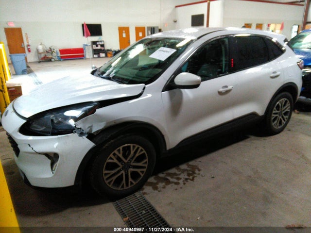1FMCU9H60NUA34790 Ford ESCAPE SEL