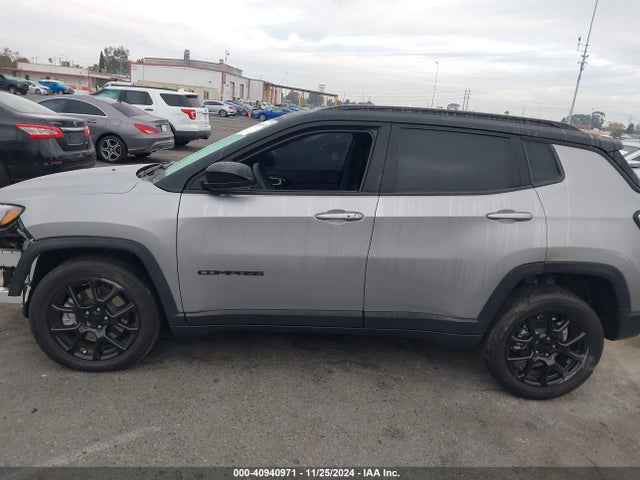 Jeep Compass Altitude 4x4 2023 3C4NJDBN9PT566349 Image 13