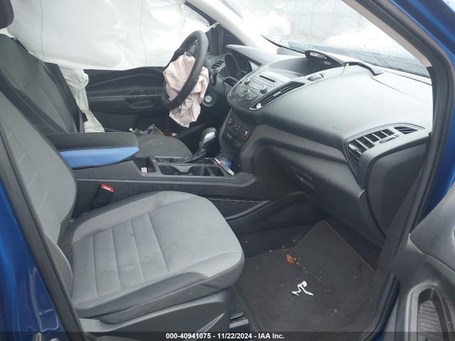 Ford ESCAPE S 2017 1FMCU0F73HUD17633 Image 5
