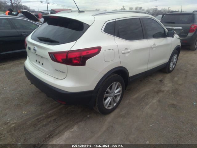 JN1BJ1CR7JW268633 Nissan Rogue Sport Sv