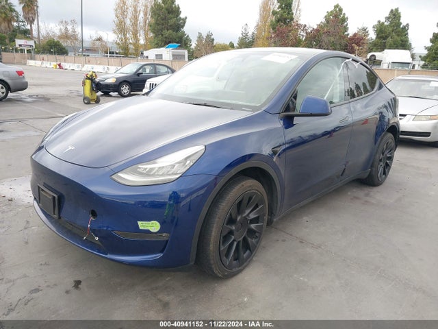 2023 TESLA MODEL Y 7SAYGDEE5PA122567 Photo 1