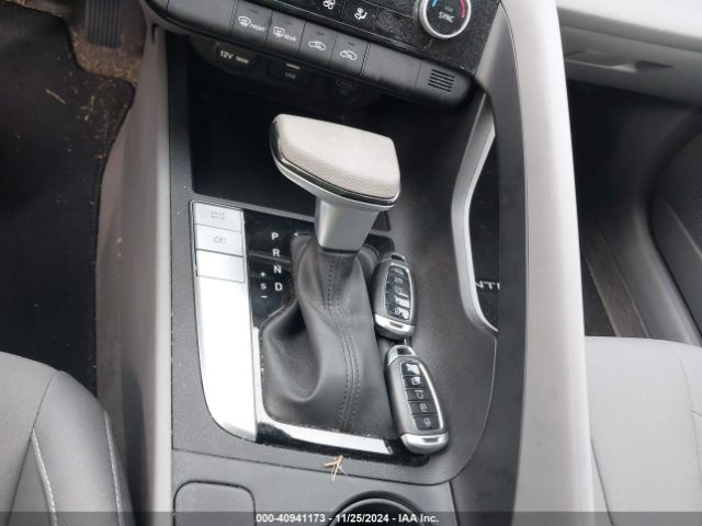 KMHLM4AG3PU465987 Hyundai ELANTRA SEL