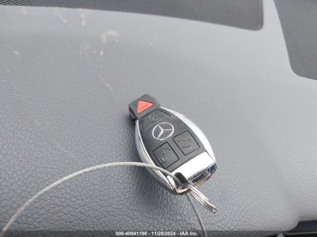 WDCGG8JB9FG398747 Mercedes-Benz Glk 350 4matic