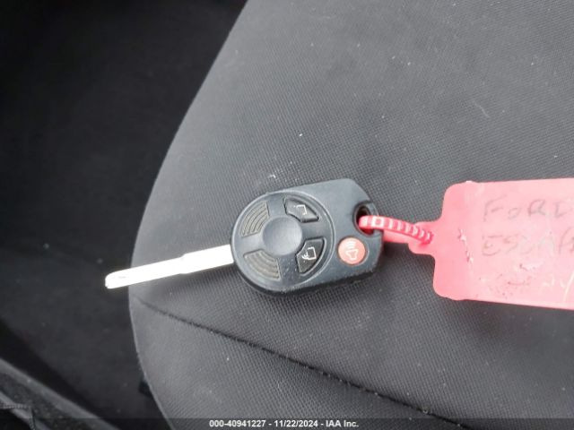 1FMCU0F76FUC66271 Ford ESCAPE S
